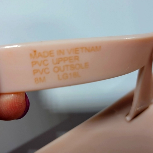 Michael Michael Kors Jelly Sandals Womens 8M Pink Gold Logo Buckle *Read - Picture 4 of 15